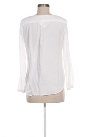 Damen Shirt Beloved, Größe M, Farbe Weiß, Preis € 6,70