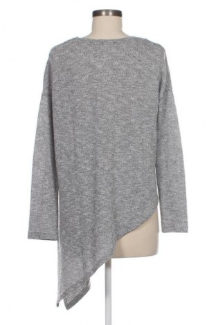 Damen Shirt Bershka, Größe M, Farbe Grau, Preis € 2,99