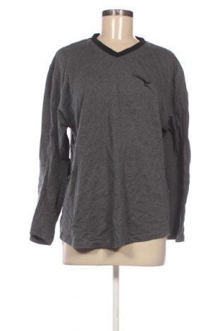 Damen Shirt FIRST, Größe M, Farbe Grau, Preis € 3,99
