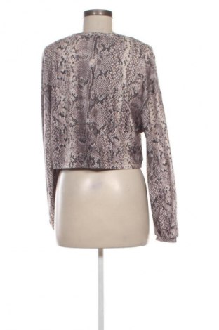Damen Shirt Stradivarius, Größe M, Farbe Mehrfarbig, Preis € 2,99