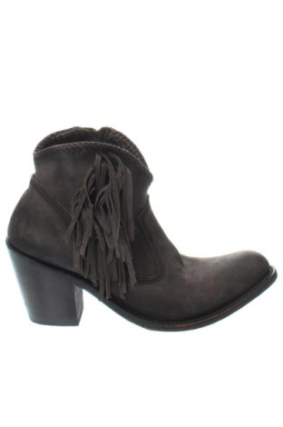 Botine de damă Liberty Black, Mărime 38, Culoare Maro, Preț 153,06 Lei