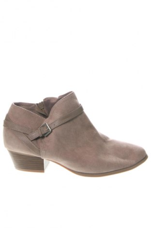 Botine de damă Old Navy, Mărime 44, Culoare Bej, Preț 202,99 Lei