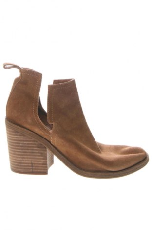 Botine de damă Steve Madden, Mărime 44, Culoare Maro, Preț 379,99 Lei