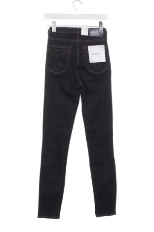 Női farmernadrág Calvin Klein Jeans, Méret XS, Szín Kék, Ár 26 592 Ft