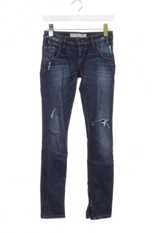 Damskie jeansy Guess, Rozmiar S, Kolor Niebieski, Cena 105,99 zł