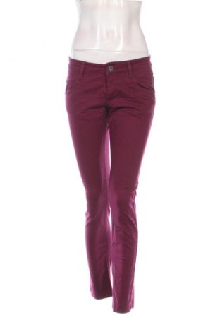 Damen Jeans S.Oliver, Größe S, Farbe Lila, Preis 20,97 €