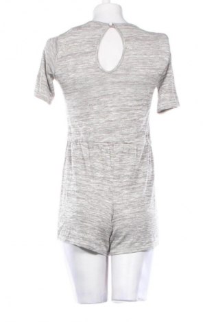 Kurzer Damenoverall Boohoo, Größe S, Farbe Grau, Preis € 11,99