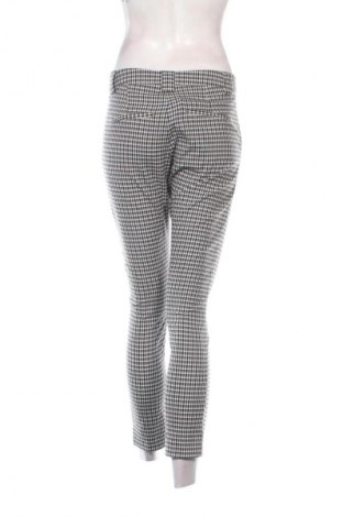 Damenhose Bershka, Größe M, Farbe Mehrfarbig, Preis 4,99 €