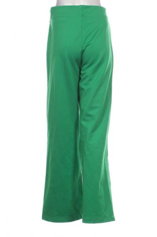 Pantaloni de femei Reserved, Mărime S, Culoare Verde, Preț 64,99 Lei