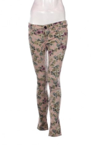 Damenhose Stradivarius, Größe M, Farbe Rosa, Preis € 15,99