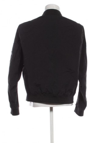 Мъжко яке Calvin Klein Jeans, Размер L, Цвят Черен, Цена 107,99 лв.