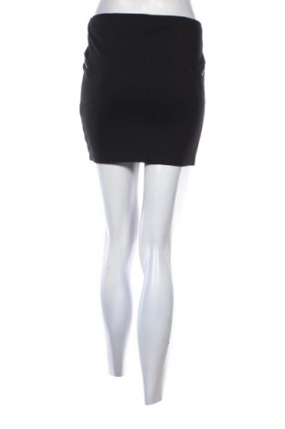 Rock Stradivarius, Größe M, Farbe Schwarz, Preis 4,99 €