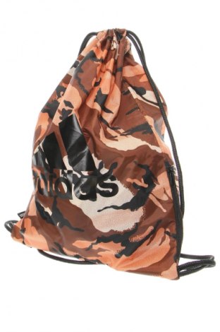 Batoh 
 Adidas, Farba Viacfarebná, Cena  23,95 €