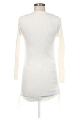 Ruha Unbranded, Méret M, Szín Fehér, Ár 2 459 Ft