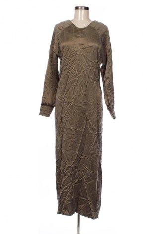 Ruha Unbranded, Méret M, Szín Arany
, Ár 12 449 Ft