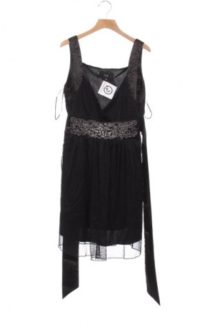 Kleid Ax Paris, Größe XL, Farbe Schwarz, Preis 13,99 €