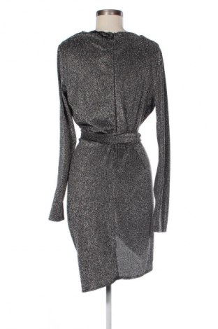 Kleid Ax Paris, Größe XL, Farbe Silber, Preis 15,99 €