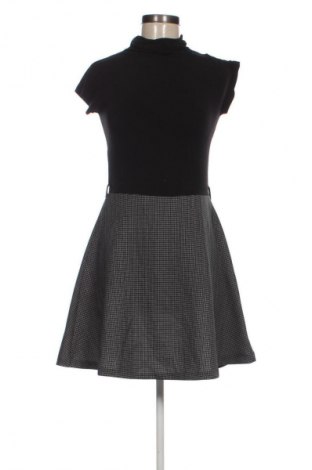 Kleid FACIT, Größe M, Farbe Schwarz, Preis 25,00 €