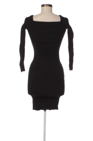 Kleid Fashion nova, Größe M, Farbe Schwarz, Preis € 5,99