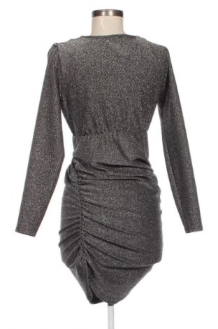 Kleid NEW COLLECTION, Größe M, Farbe Silber, Preis 9,99 €