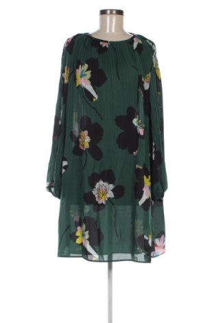 Rochie Rene Lezard, Mărime M, Culoare Verde, Preț 235,99 Lei