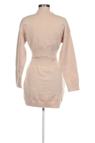 Rochie SHEIN, Mărime M, Culoare Bej, Preț 31,99 Lei