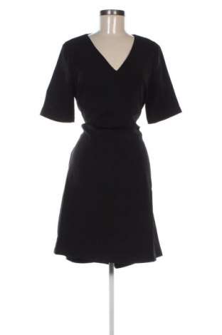 Kleid Selected Femme, Größe M, Farbe Schwarz, Preis 14,99 €