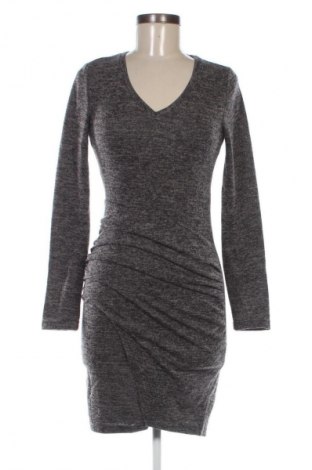 Kleid Selected Femme, Größe S, Farbe Grau, Preis 10,99 €