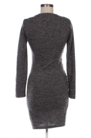 Kleid Selected Femme, Größe S, Farbe Grau, Preis 10,99 €