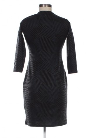 Kleid Sisters Point, Größe M, Farbe Mehrfarbig, Preis 8,99 €