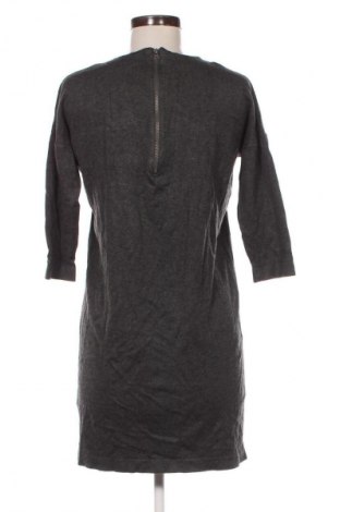 Kleid Vero Moda, Größe M, Farbe Grau, Preis € 6,99