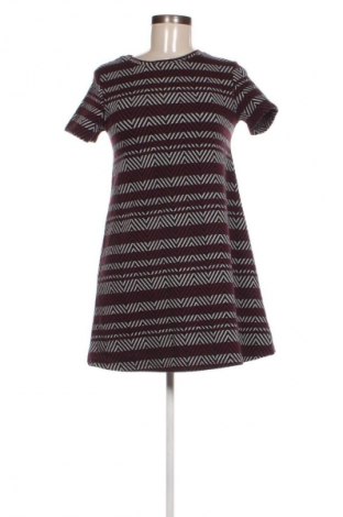 Kleid Zara Trafaluc, Größe S, Farbe Mehrfarbig, Preis 9,99 €