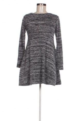 Kleid Zara Trafaluc, Größe S, Farbe Grau, Preis € 24,48