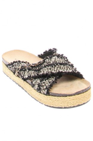 Чехли MARQUIIZ, Размер 39, Цвят Многоцветен, Цена 39,00 €