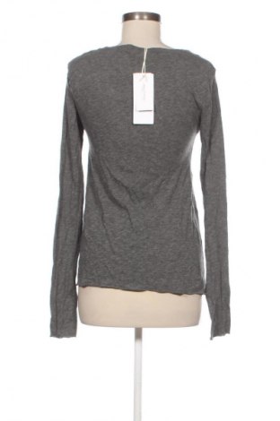 Bluzka damska American Vintage, Rozmiar M, Kolor Szary, Cena 290,99 zł