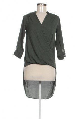 Damen Shirt Atmosphere, Größe M, Farbe Grün, Preis 9,70 €