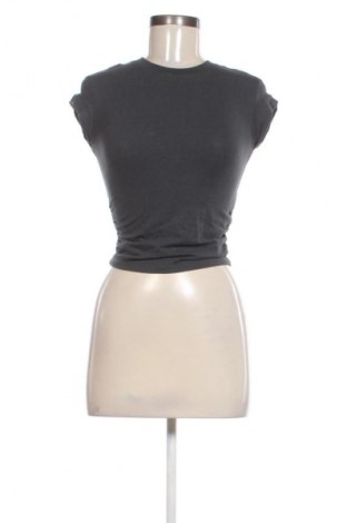 Bluzka damska Bershka, Rozmiar S, Kolor Szary, Cena 53,58 zł