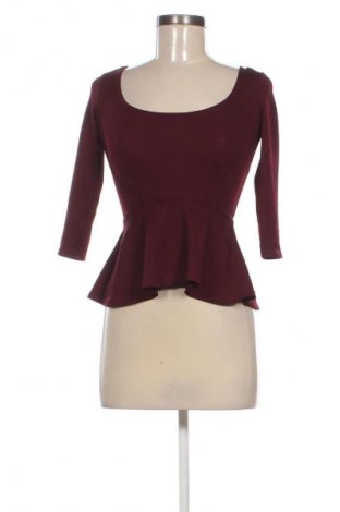 Dámská halenka Bershka, Velikost XS, Barva Červená, Cena  275,00 Kč