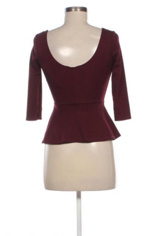 Dámská halenka Bershka, Velikost XS, Barva Červená, Cena  275,00 Kč