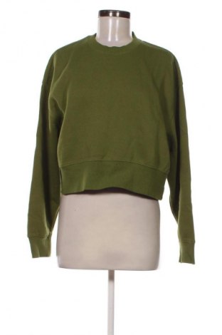 Дамска блуза Bershka, Размер S, Цвят Зелен, Цена 19,94 €