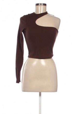 Дамска блуза Bershka, Размер M, Цвят Кафяв, Цена 10,00 €