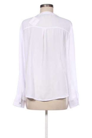 Damen Shirt Blind Date, Größe M, Farbe Weiß, Preis € 10,00