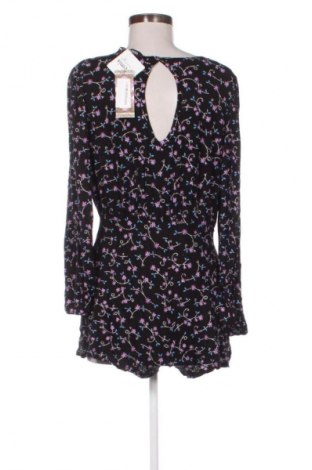 Damen Shirt Boohoo, Größe M, Farbe Mehrfarbig, Preis 16,00 €