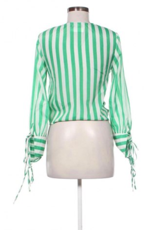 Γυναικεία μπλούζα Boohoo, Μέγεθος S, Χρώμα Πολύχρωμο, Τιμή 12,24 €