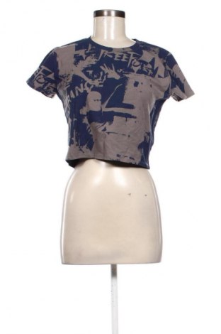 Damen Shirt Cropp, Größe L, Farbe Mehrfarbig, Preis 14,00 €