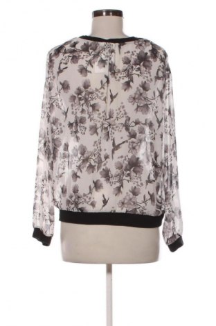 Dámská halenka H&M Divided, Velikost M, Barva Vícebarevné, Cena  522,00 Kč