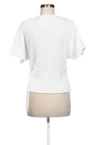 Γυναικεία μπλούζα H&M L.O.G.G., Μέγεθος S, Χρώμα Λευκό, Τιμή 10,00 €