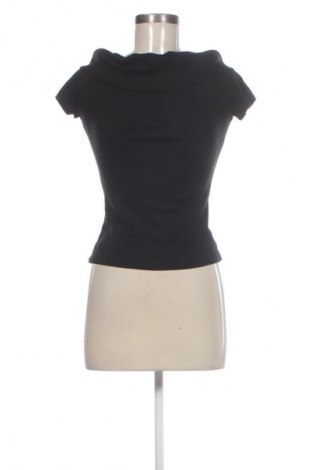 Γυναικεία μπλούζα In April 1986, Μέγεθος S, Χρώμα Μαύρο, Τιμή 8,99 €