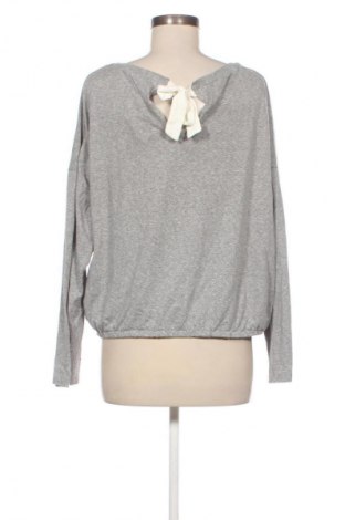 Дамска блуза Lindex, Размер M, Цвят Сив, Цена 4,09 €