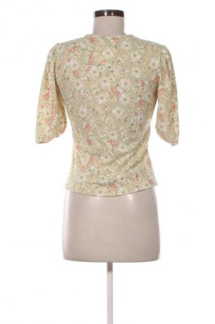 Bluză de femei Max, Mărime XXS, Culoare Multicolor, Preț 50,59 Lei